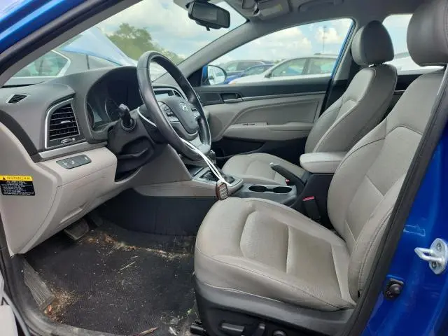2017 HYUNDAI ELANTRA SE  