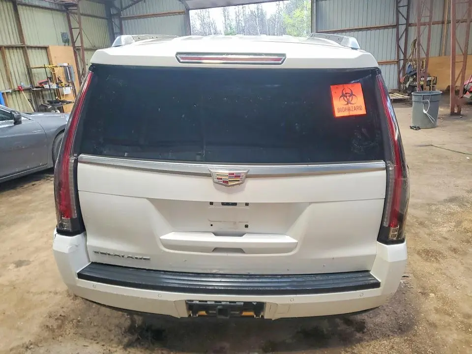 2018 CADILLAC ESCALADE   