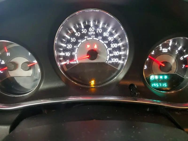 2014 CHRYSLER 200 LX  