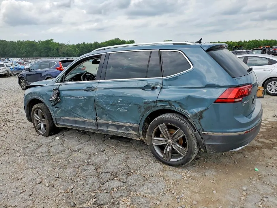 2020 VOLKSWAGEN TIGUAN SE  