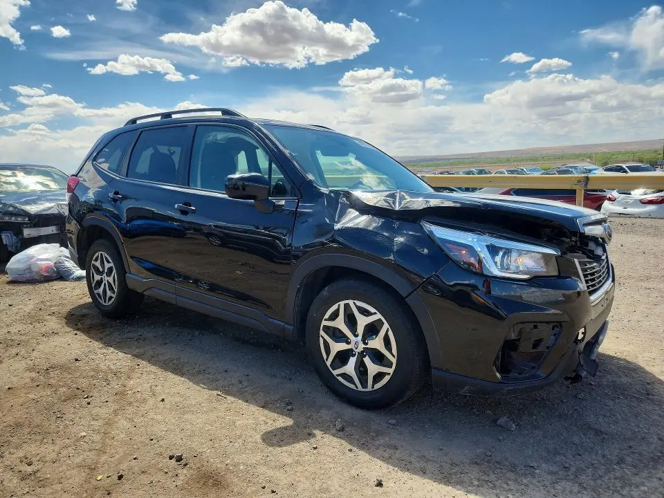 2020 SUBARU FORESTER PREMIUM  