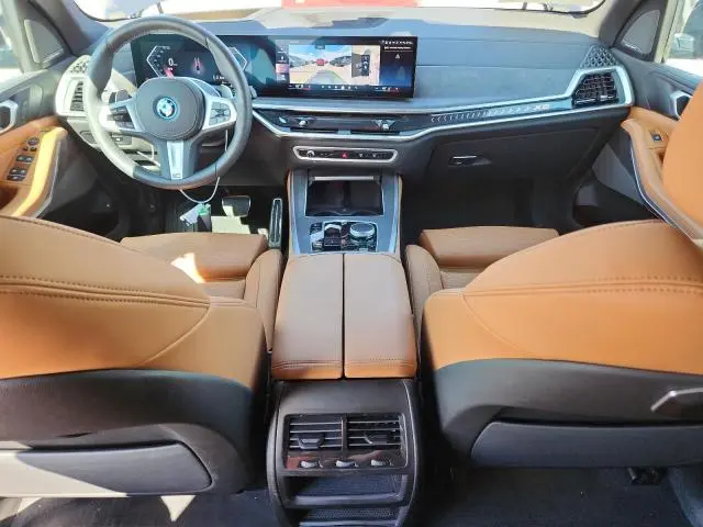 2025 BMW X5 XDRIVE50E  