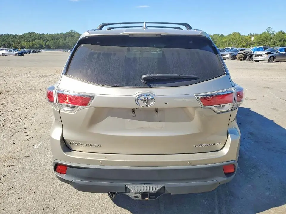 2016 TOYOTA HIGHLANDER LIMITED  
