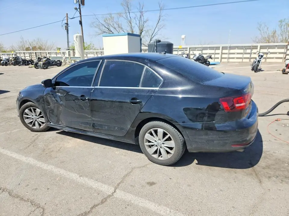 2016 VOLKSWAGEN JETTA SE  