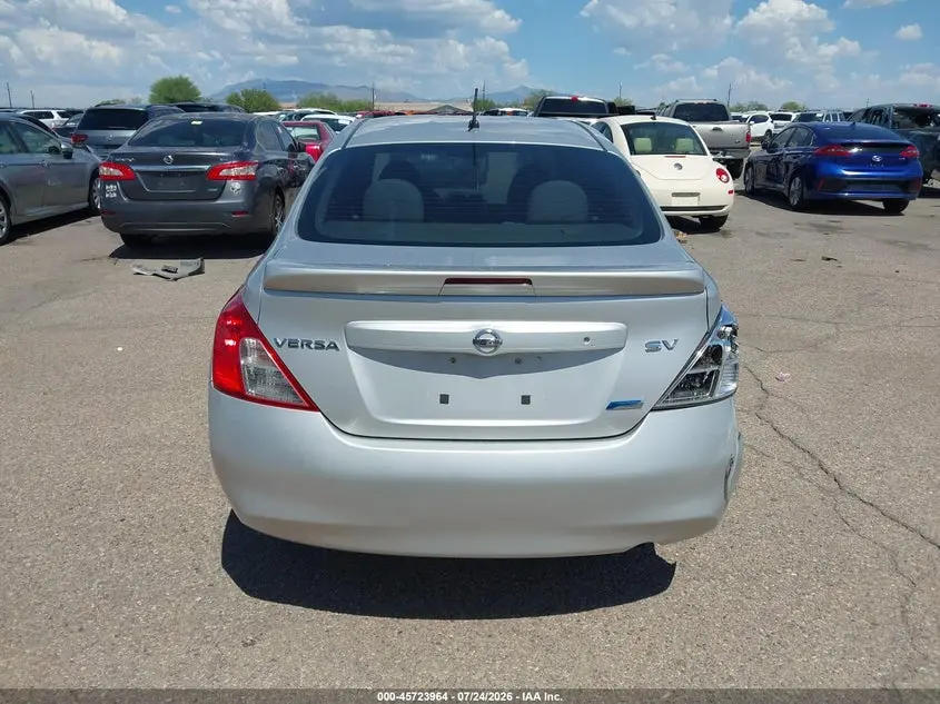 2013 NISSAN VERSA 1.6 SV