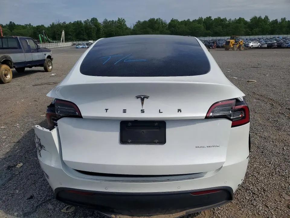 2022 TESLA MODEL Y   