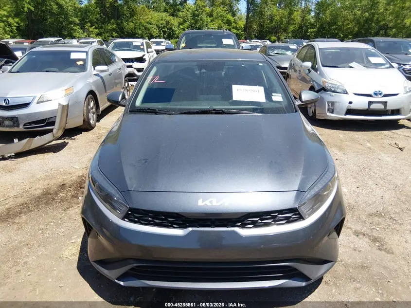 2023 KIA FORTE LXS