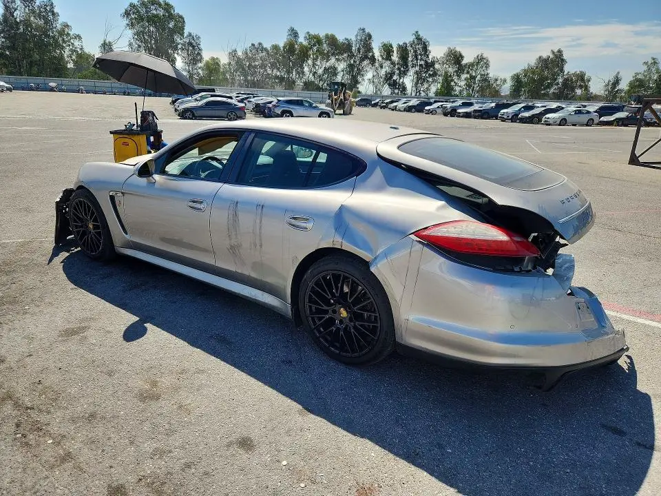 2013 PORSCHE PANAMERA 2/4  