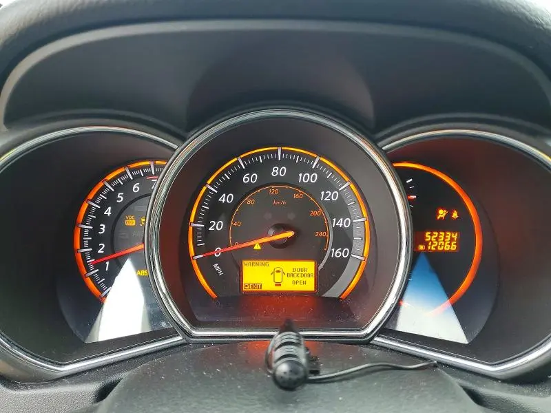 2010 NISSAN MURANO S  