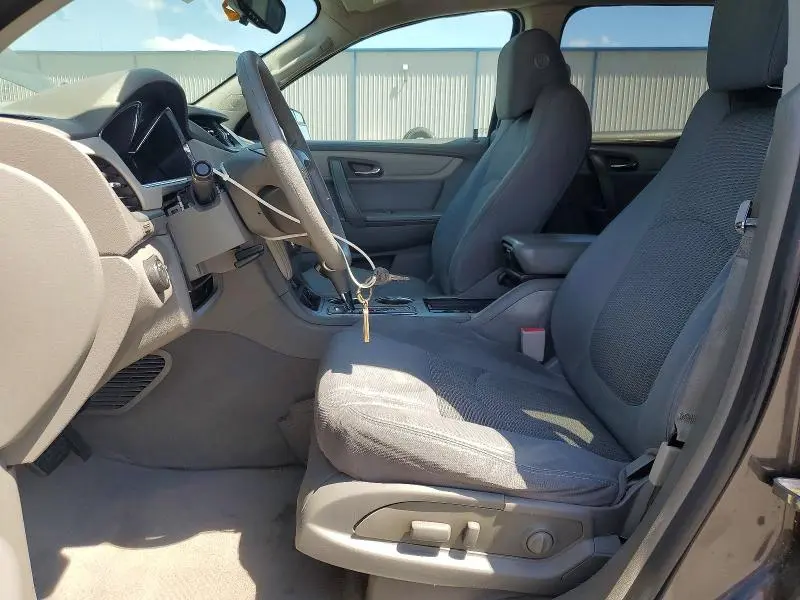 2014 CHEVROLET TRAVERSE LS  
