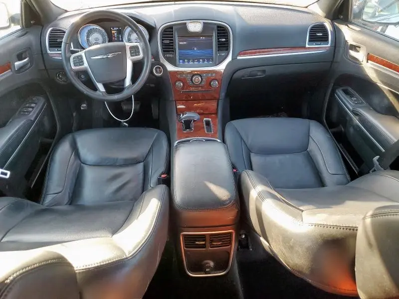 2012 CHRYSLER 300 LIMITED  