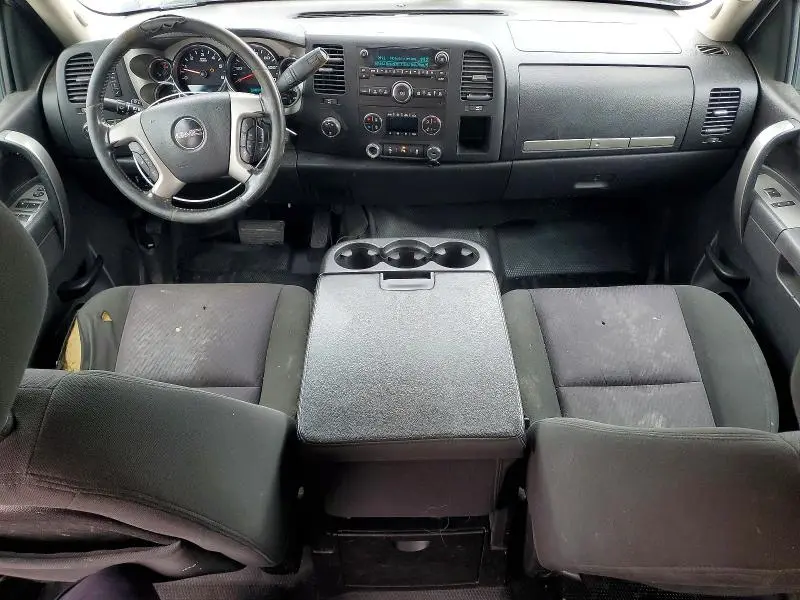 2012 GMC SIERRA K2500 SLE  