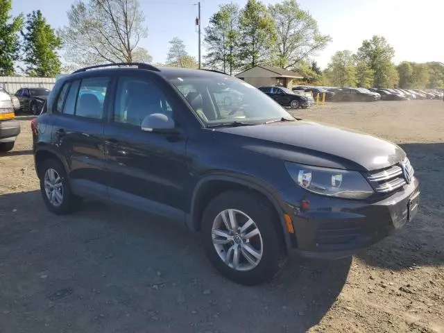2017 VOLKSWAGEN TIGUAN S  