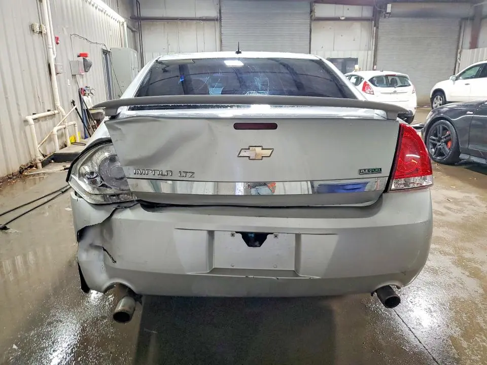 2011 CHEVROLET IMPALA LTZ  