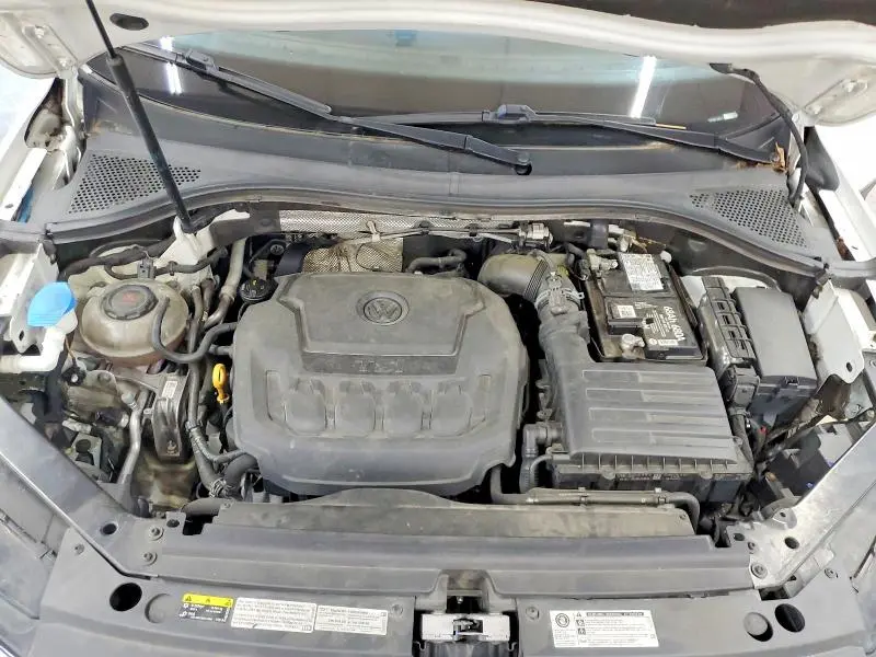 2018 VOLKSWAGEN TIGUAN SE  