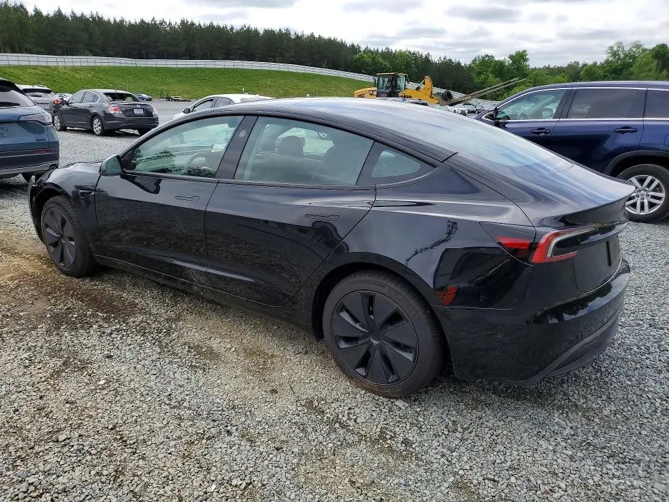2026 TESLA MODEL 3   