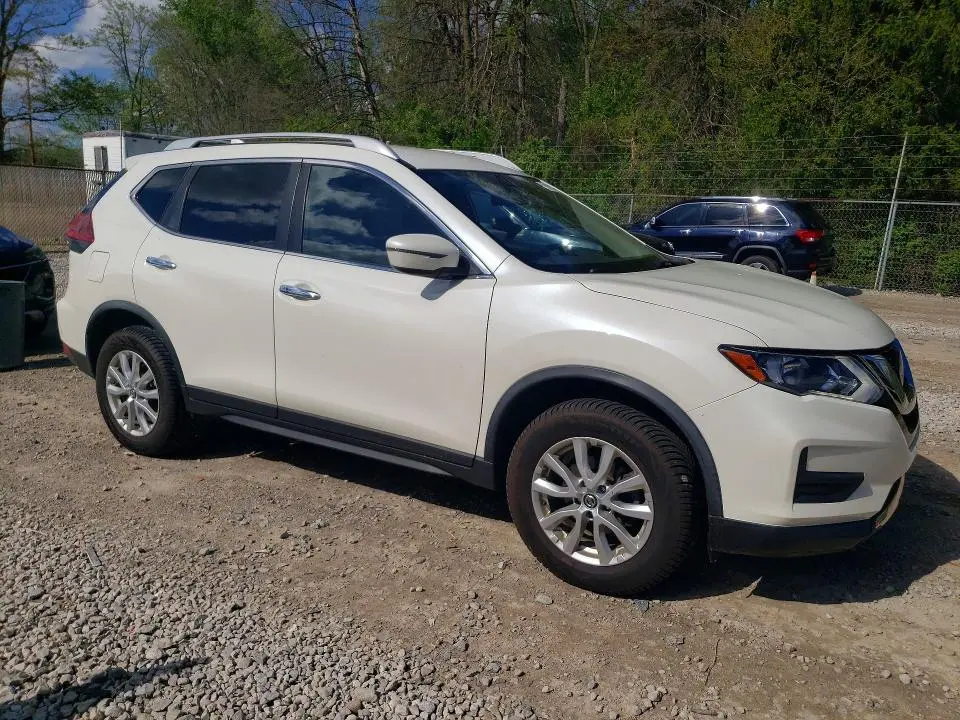 2019 NISSAN ROGUE SV  