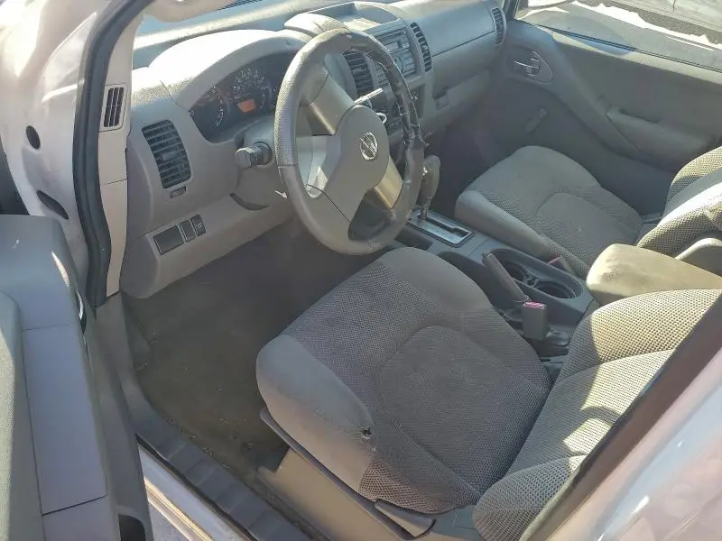 2011 NISSAN FRONTIER S  