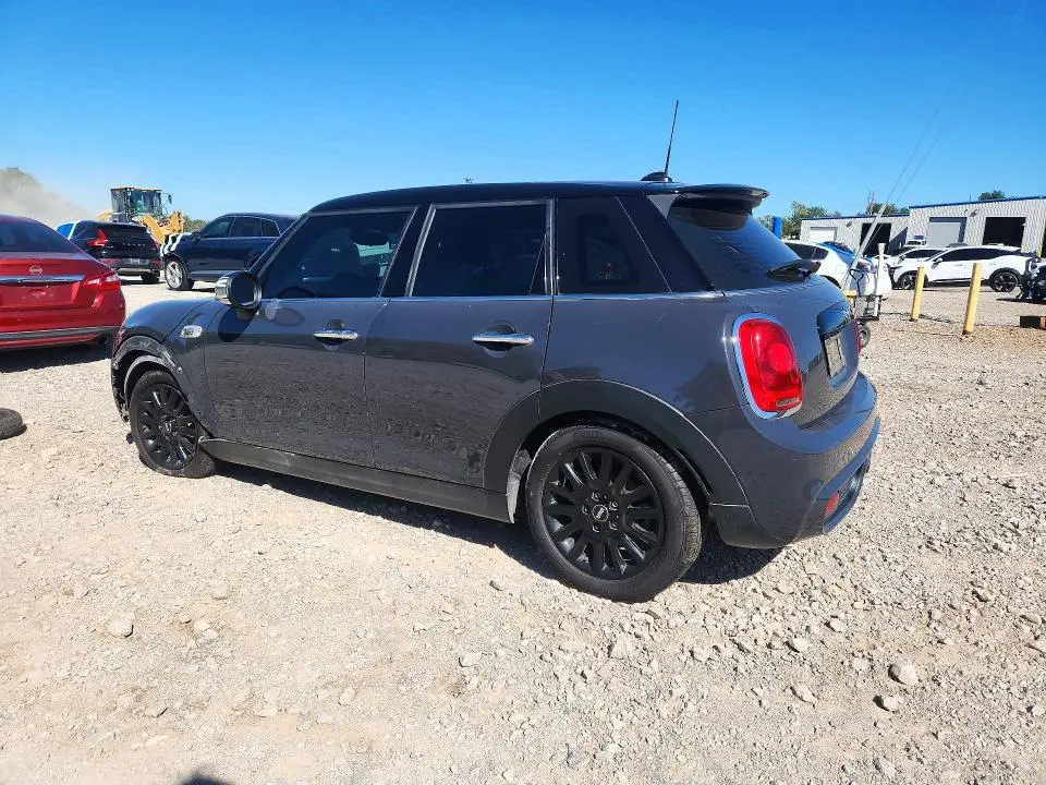 2016 MINI COOPER S  