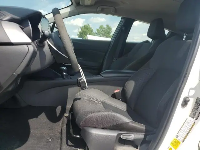 2020 TOYOTA C-HR XLE  