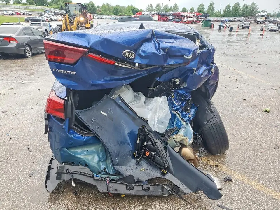 2019 KIA FORTE LXS  