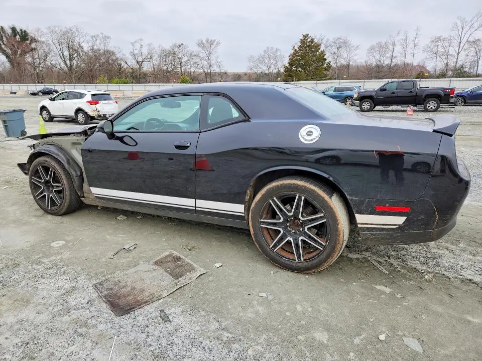 2016 DODGE CHALLENGER SXT  