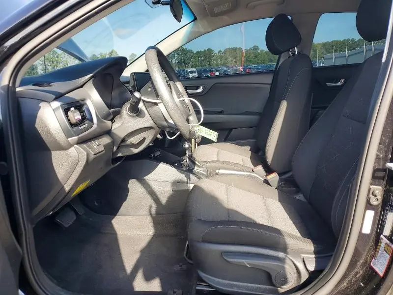 2021 KIA RIO LX  