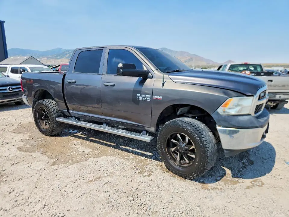 2015 RAM 1500 ST  