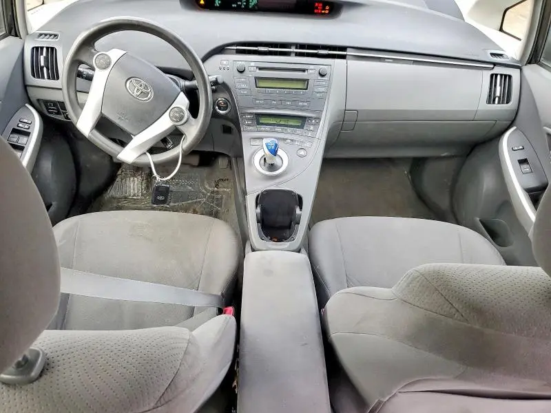 2010 TOYOTA PRIUS II  