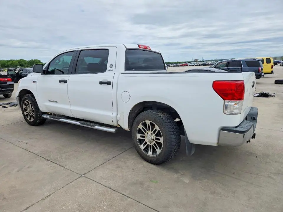 2013 TOYOTA TUNDRA CREWMAX SR5  