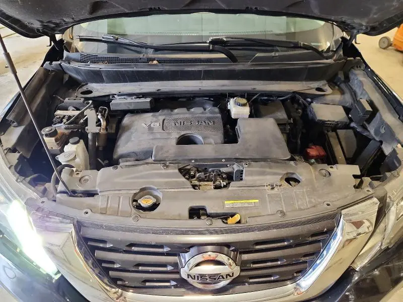 2017 NISSAN PATHFINDER SV  