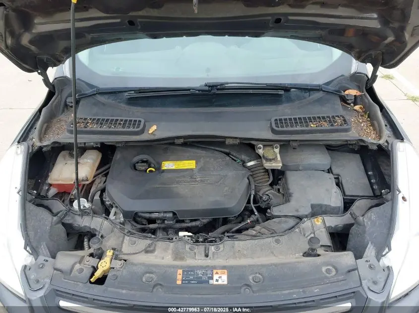 2015 FORD ESCAPE SE