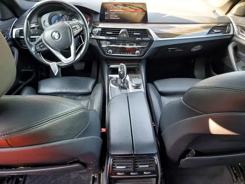 2019 BMW 530 I  