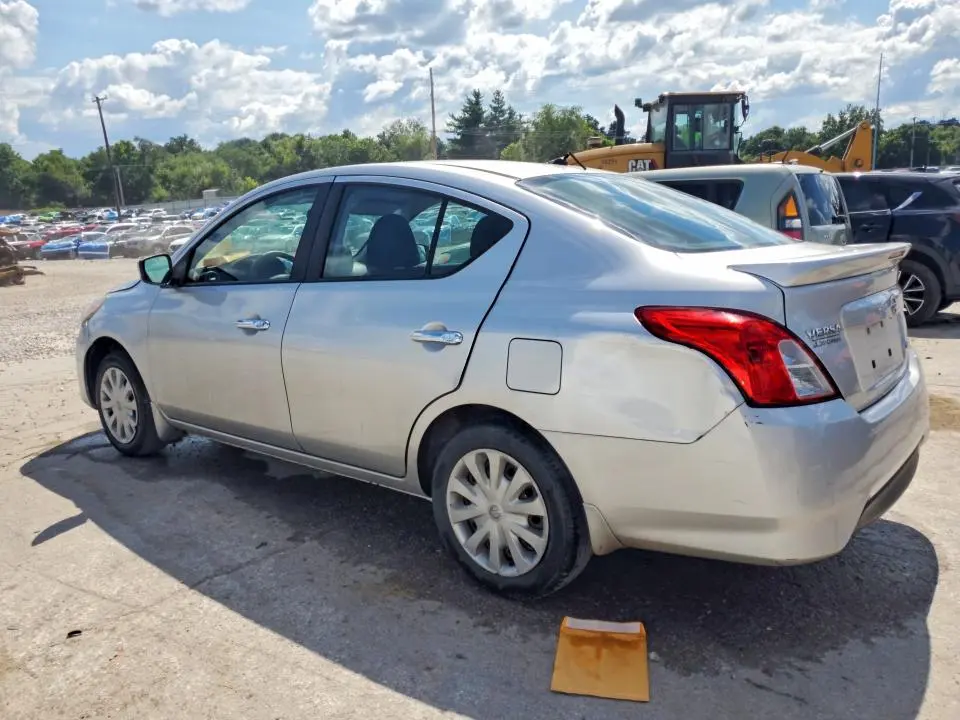 2015 NISSAN VERSA 1.6 SV  