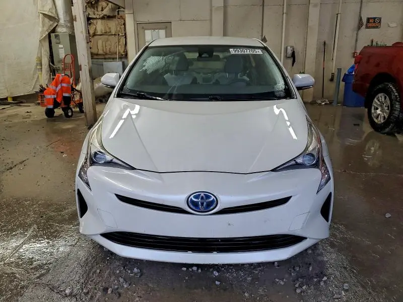 2017 TOYOTA PRIUS   