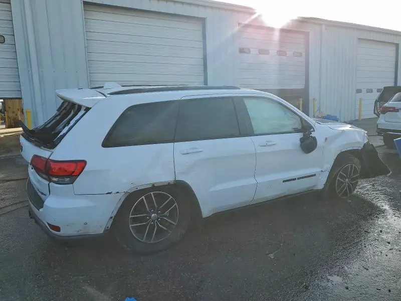 2017 JEEP GRAND CHEROKEE TRAILHAWK  