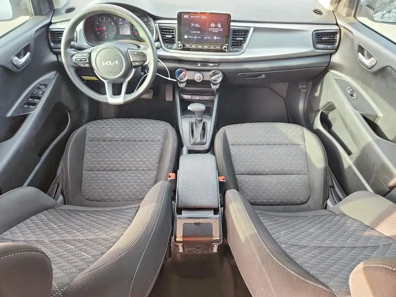2022 KIA RIO LX  