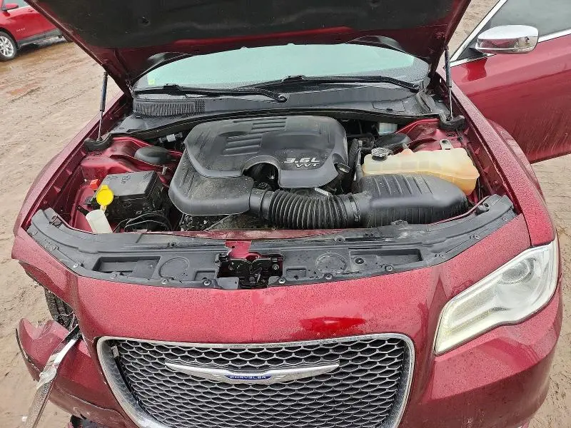 2019 CHRYSLER 300 LIMITED  