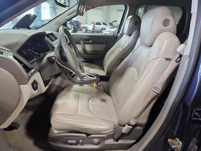 2013 GMC ACADIA SLT-1  