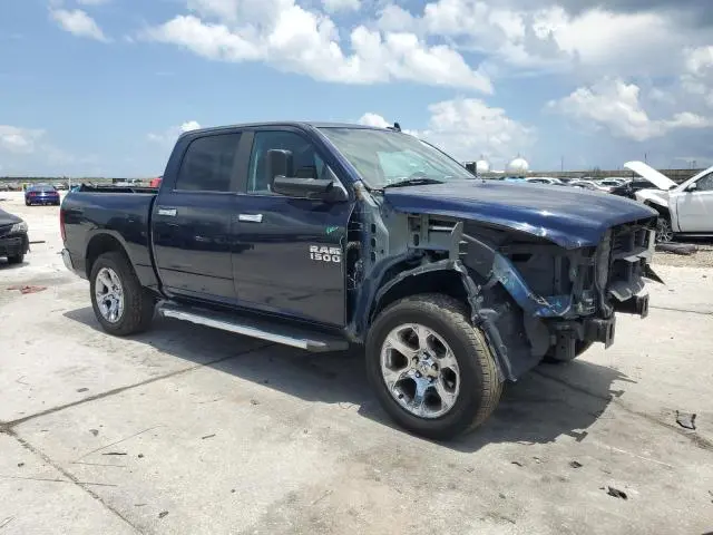 2016 RAM 1500 SLT  