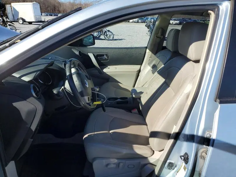 2013 NISSAN ROGUE S  