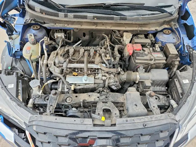 2021 NISSAN KICKS S  
