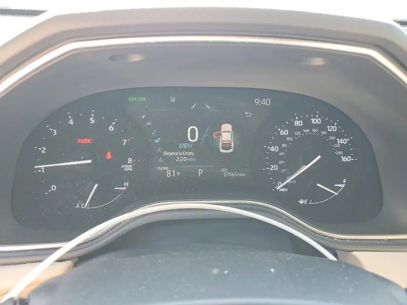 2021 TOYOTA AVALON XLE  