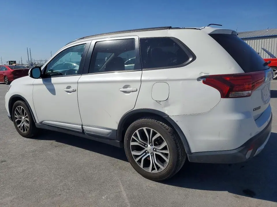 2016 MITSUBISHI OUTLANDER SE  