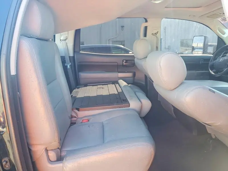 2013 TOYOTA TUNDRA CREWMAX SR5  