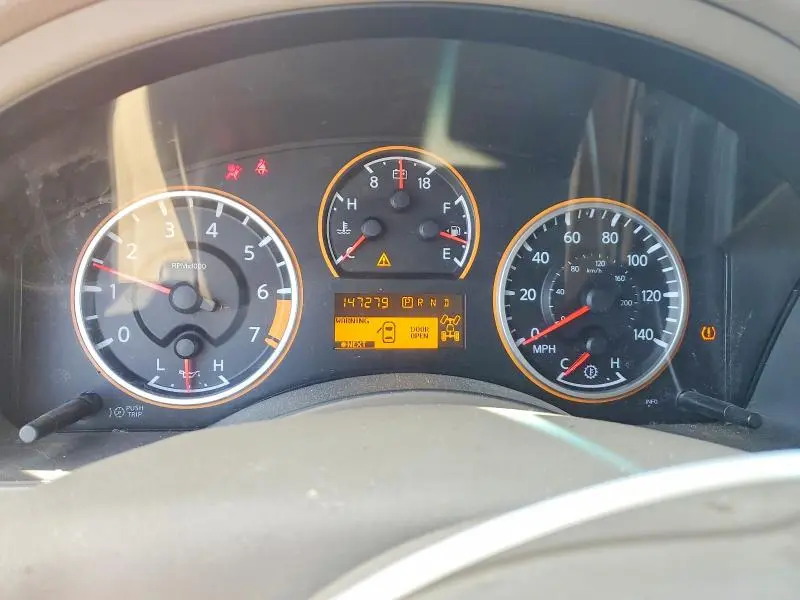 2012 NISSAN ARMADA SV  