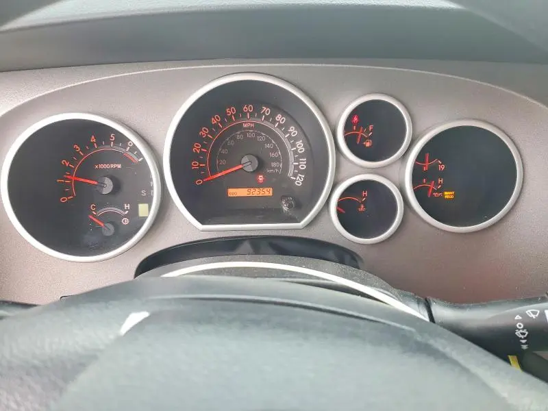 2013 TOYOTA TUNDRA CREWMAX SR5  