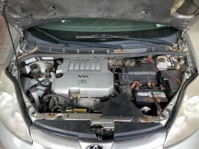 2010 TOYOTA SIENNA CE  
