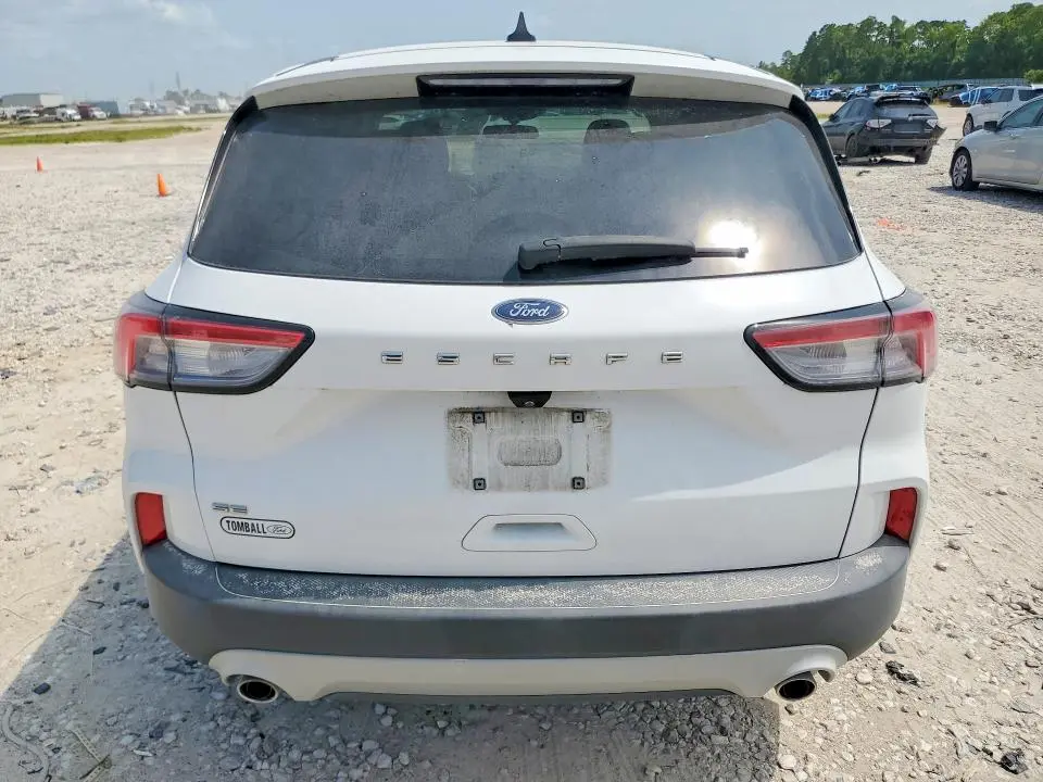 2021 FORD ESCAPE SE  