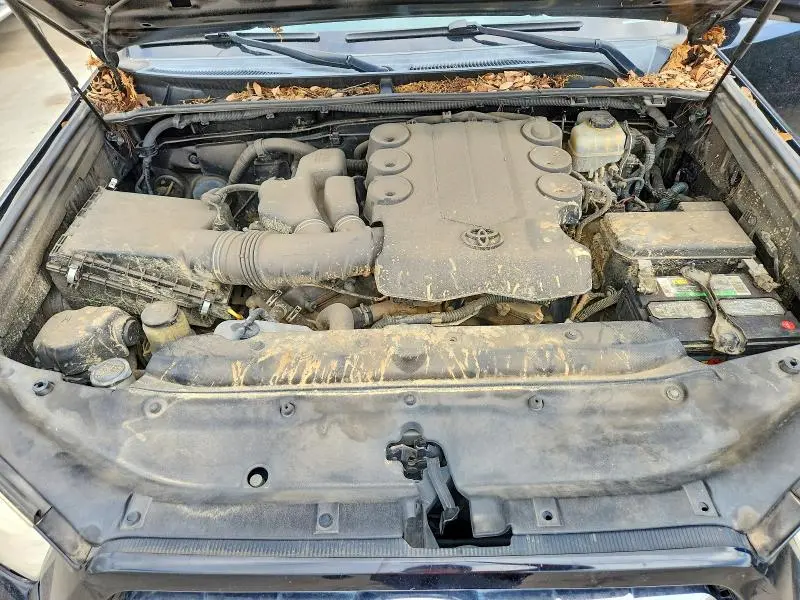 2013 TOYOTA 4RUNNER SR5  
